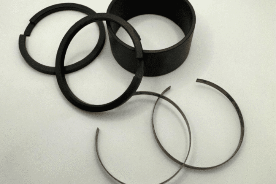 Kit de reparo com varias peças.